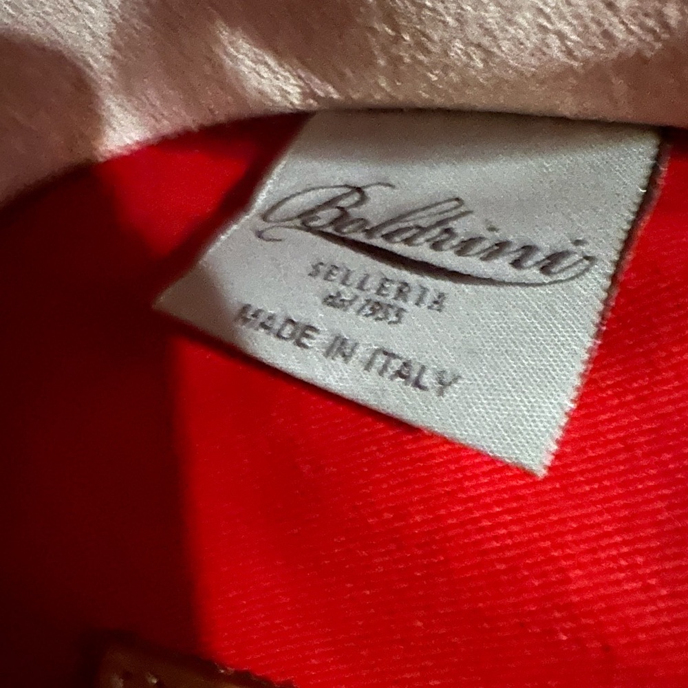 BOLDRINI
Made In Italy Leather Asymmetrical Saddle Bag - Picture 11 of 12